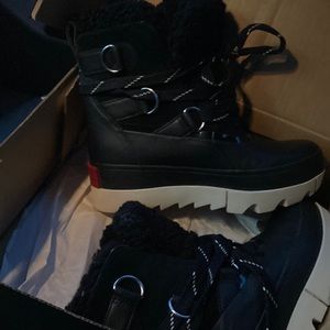 Sorel black fawn leather n fur